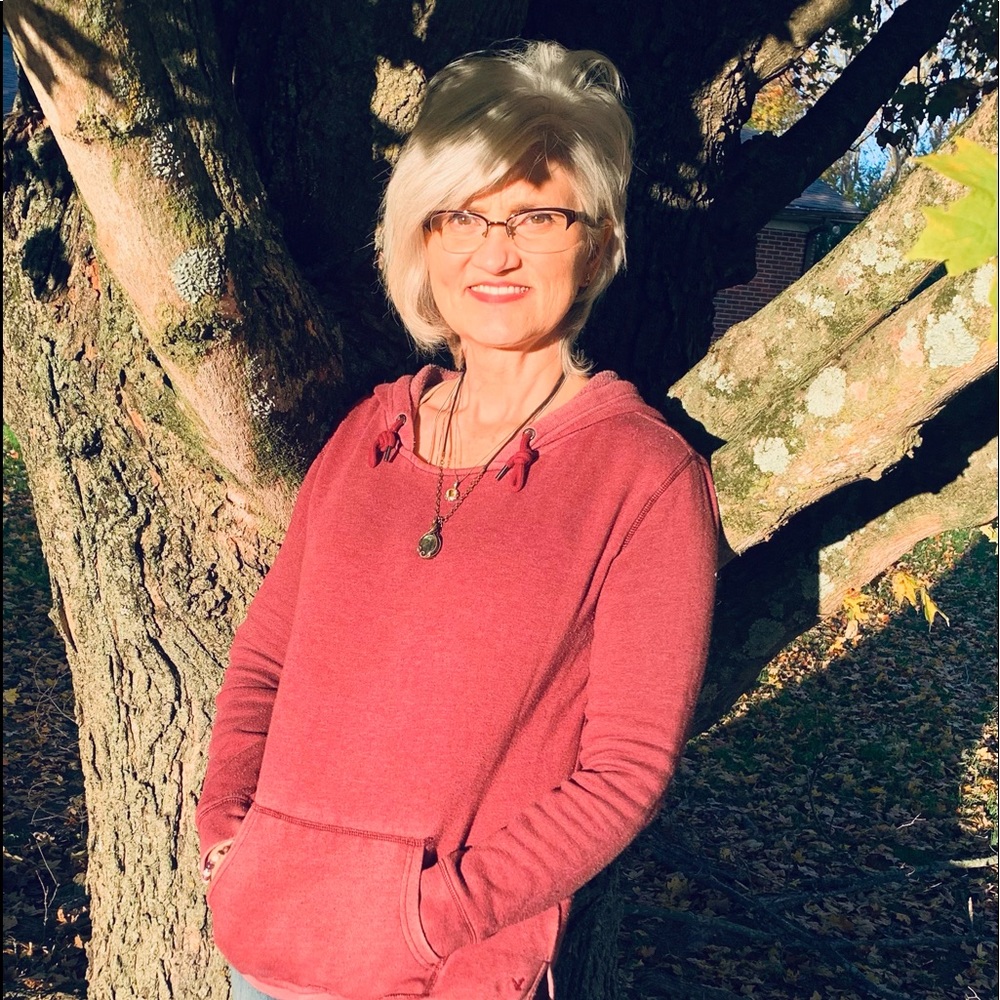 Meet your Posher, Linda